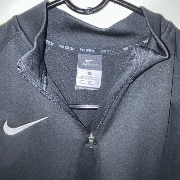 Nike Women’s 1/4 Zip Athletic Running Top with Thumbholes Black Neon Yellow sz M - Picture 9 of 10